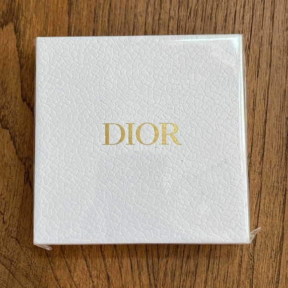 ⭐️ RARE Dior Silver Cannage Compact Mirror - Picture 3 of 5